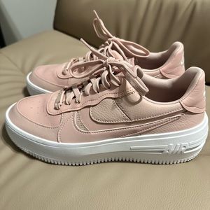 Nike Air Force 1 Platform, size 8 blush pink